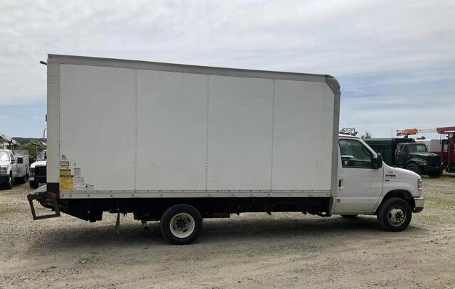 2018 Ford E-350 and Econoline 350 in Blauvelt, NY 10913 - 18037659 58