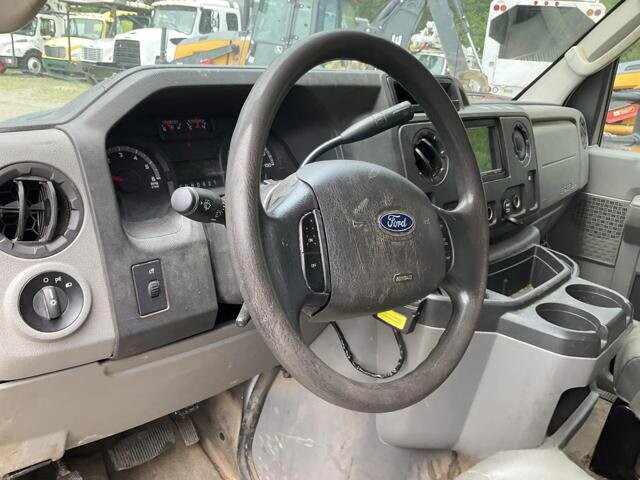 2018 Ford E-350 and Econoline 350 in Blauvelt, NY 10913 - 18037659 60
