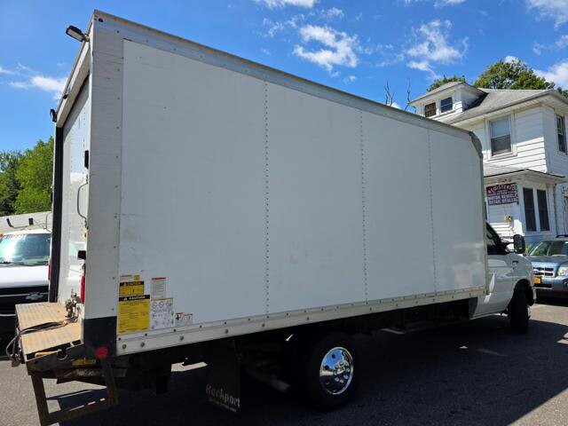 2018 Ford E-350 and Econoline 350 in Blauvelt, NY 10913 - 18037659 11