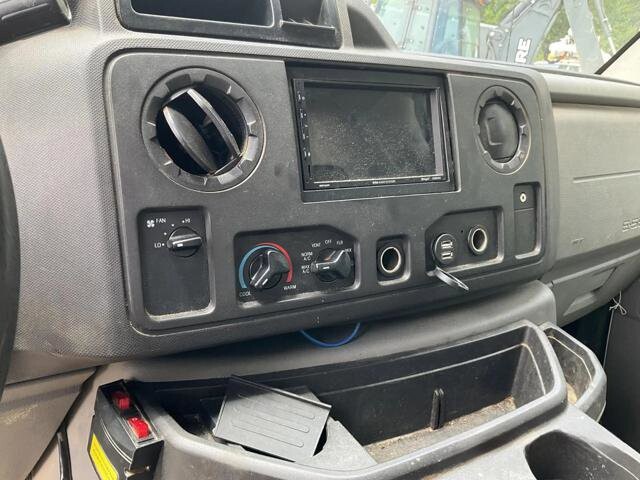 2018 Ford E-350 and Econoline 350 in Blauvelt, NY 10913 - 18037659 62