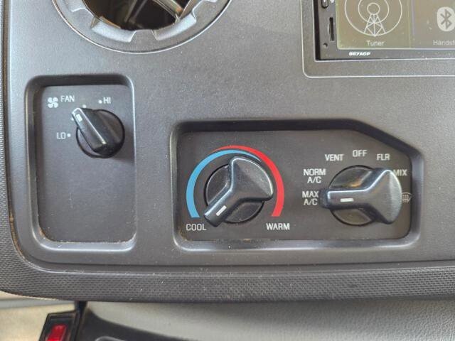 2018 Ford E-350 and Econoline 350 in Blauvelt, NY 10913 - 18037659 22