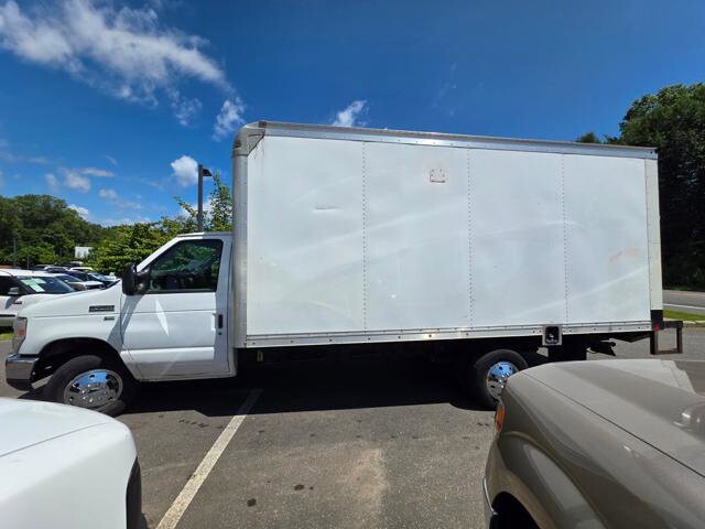 2018 Ford E-350 and Econoline 350 in Blauvelt, NY 10913 - 18037659 6