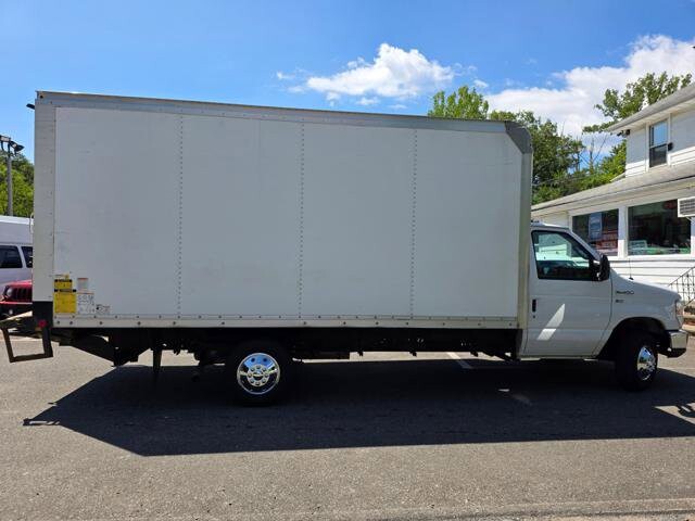 2018 Ford E-350 and Econoline 350 in Blauvelt, NY 10913 - 18037659 12