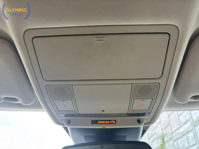 2019 Land Rover Range Rover Evoque in Decatur, GA 30032 - 18037661 32