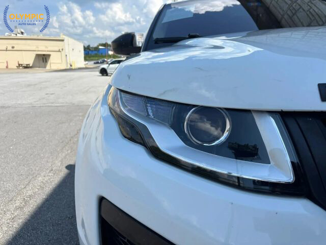 2019 Land Rover Range Rover Evoque in Decatur, GA 30032 - 18037661 5