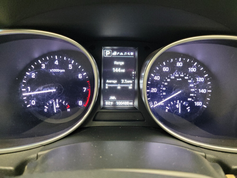 2017 Hyundai Santa Fe in Eastpointe, MI 48021 - 18037785 23