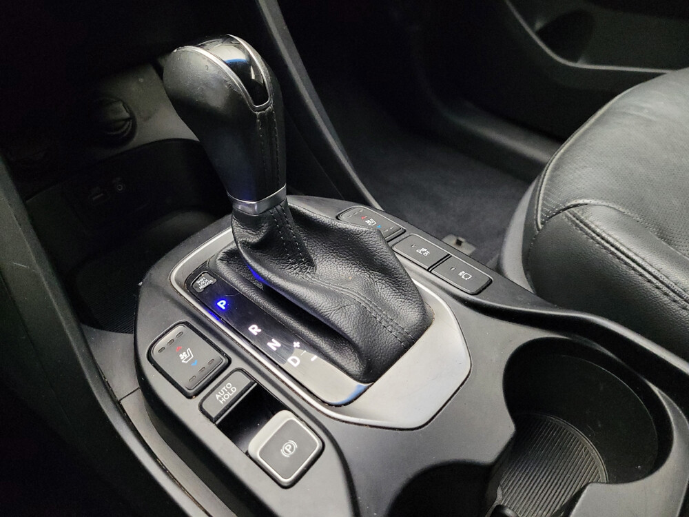 2017 Hyundai Santa Fe in Eastpointe, MI 48021 - 18037785 26