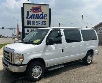 2014 Ford E-350 and Econoline 350 in Wadena, MN 56482