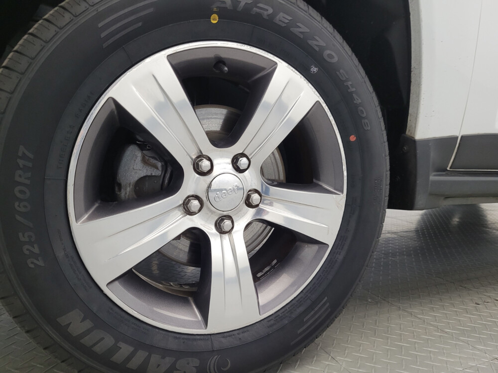 2017 Jeep Compass in Pittsburgh, PA 15237 - 18038071 31