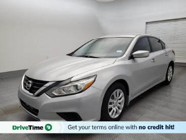 2017 Nissan Altima in Chandler, AZ 85225