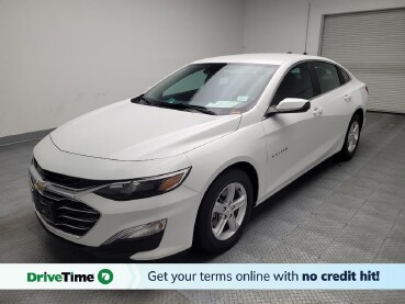 2020 Chevrolet Malibu in Bakersfield, CA 93309