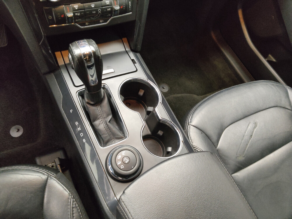 2018 Ford Explorer in St. Louis, MO 63136 - 18038504 26