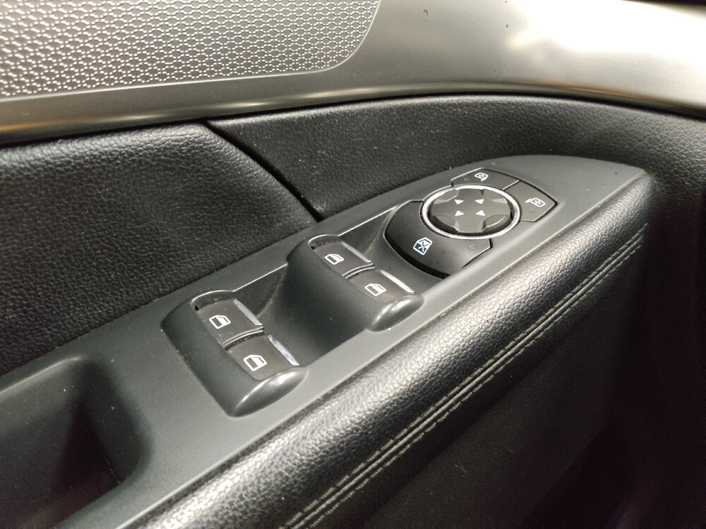 2018 Ford Explorer in St. Louis, MO 63136 - 18038504 27