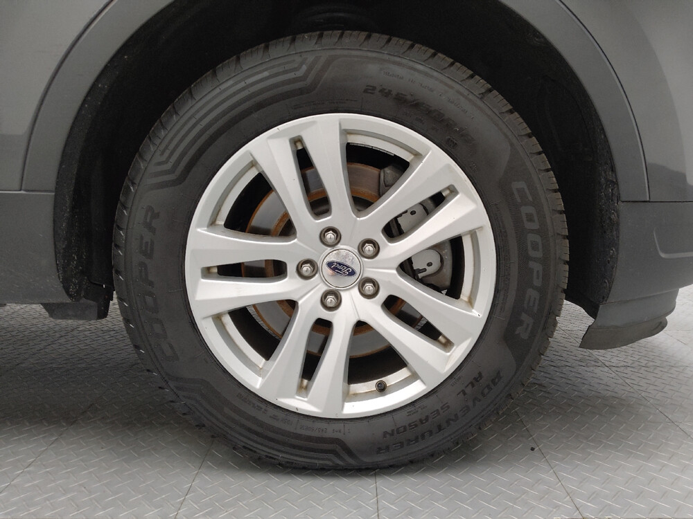 2018 Ford Explorer in St. Louis, MO 63136 - 18038504 31