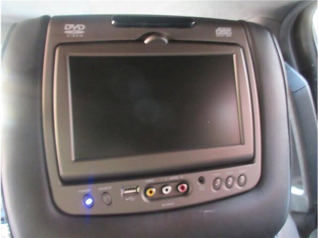 2017 Cadillac Escalade in Charlotte, NC 28212 - 18038697 34