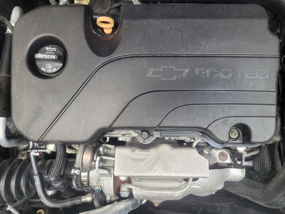 2017 Chevrolet Malibu in Gastonia, NC 28056 - 18038843 30