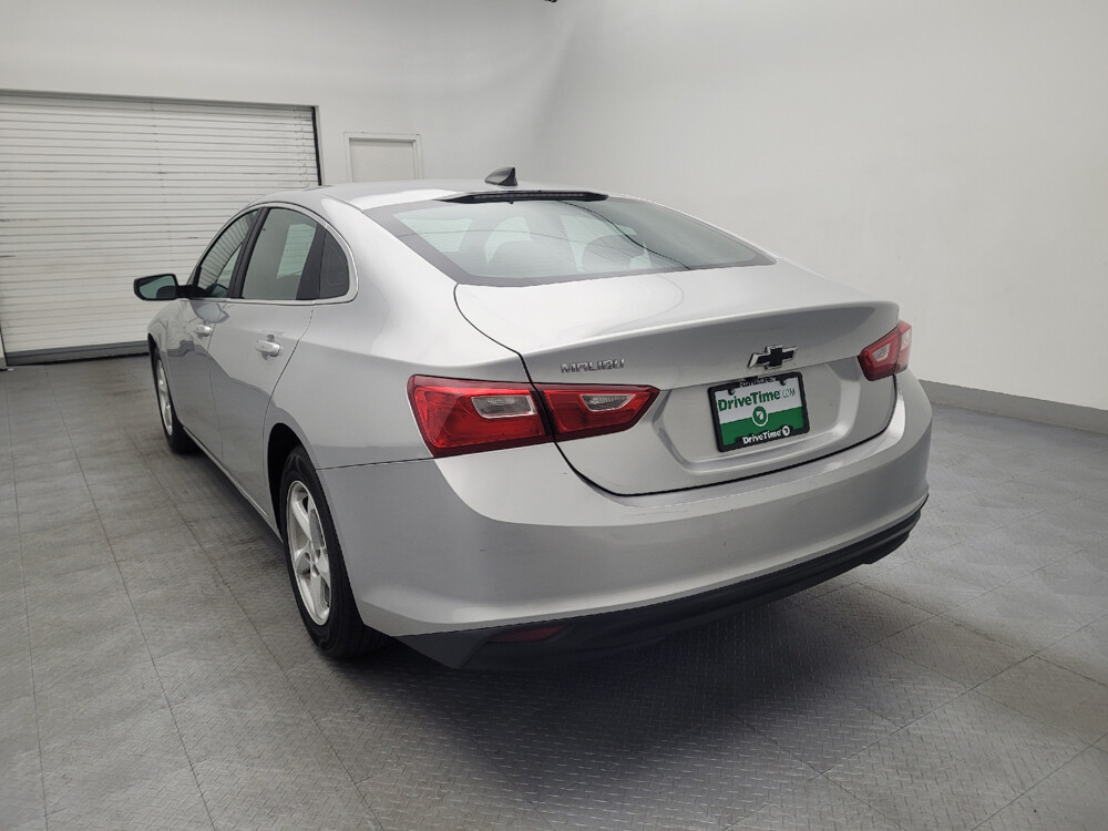 2017 Chevrolet Malibu in Gastonia, NC 28056 - 18038843 5