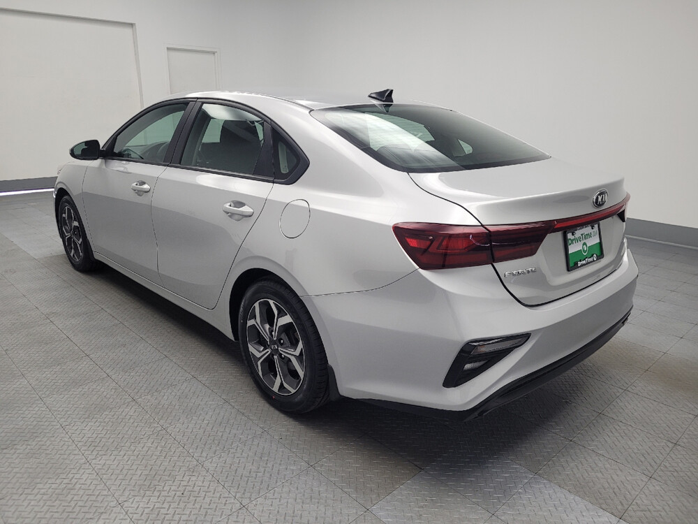 2019 Kia Forte in Madison, TN 37115 - 18038945 5