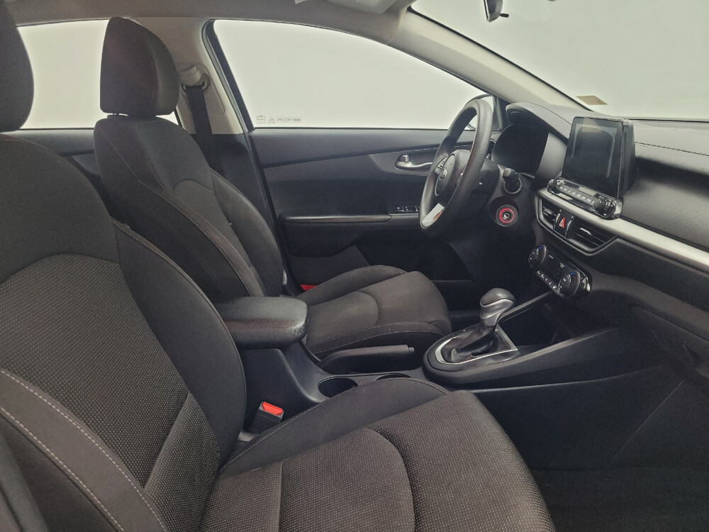 2019 Kia Forte in Madison, TN 37115 - 18038945 21