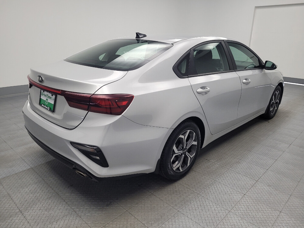 2019 Kia Forte in Madison, TN 37115 - 18038945 9