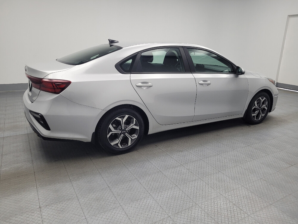 2019 Kia Forte in Madison, TN 37115 - 18038945 10