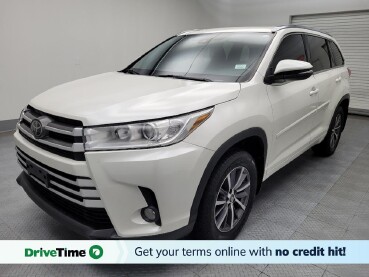 2018 Toyota Highlander in Midlothian, IL 60445