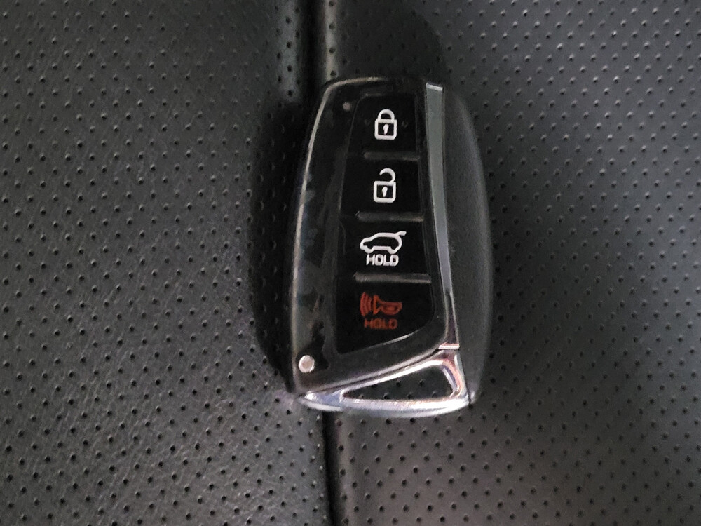 2017 Hyundai Santa Fe in Jacksonville, FL 32210 - 18039022 32