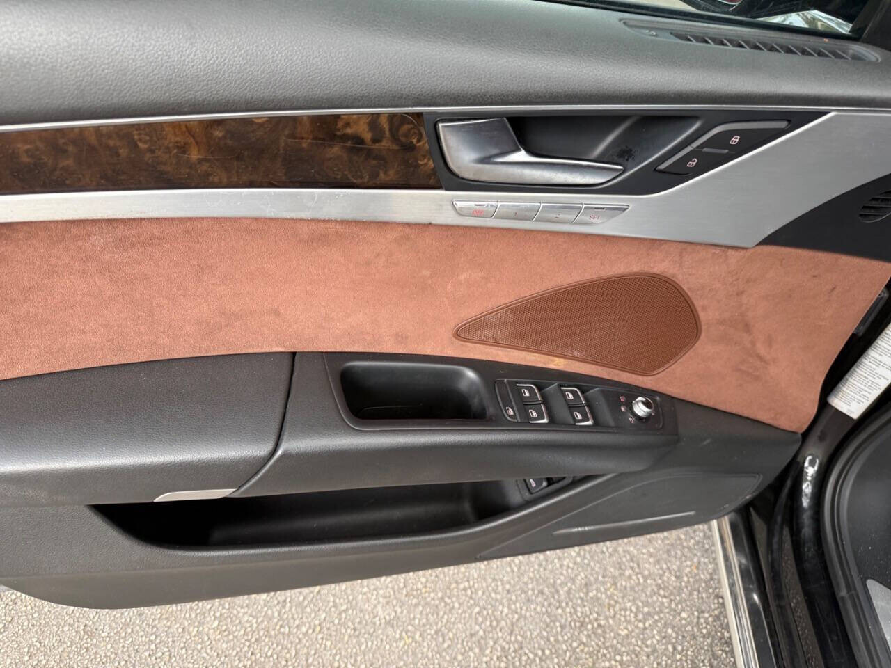 2011 Audi A8 in Hollywood, FL 33023-1906 - 18039186 13