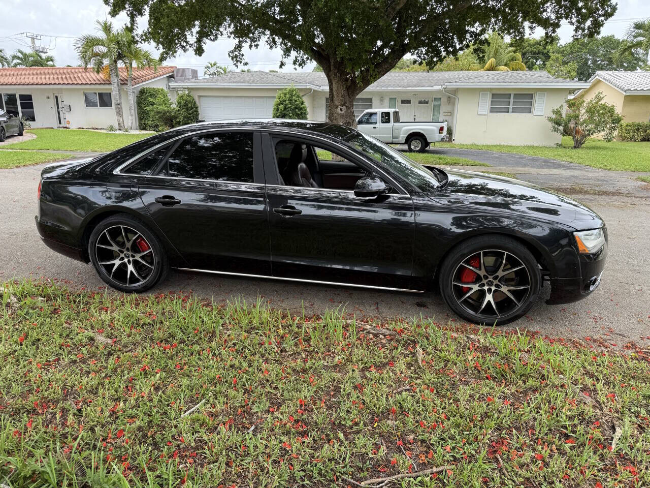 2011 Audi A8 in Hollywood, FL 33023-1906 - 18039186 10