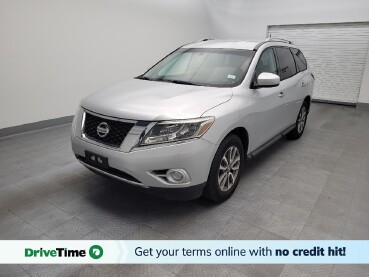 2013 Nissan Pathfinder in Maple Heights, OH 44137