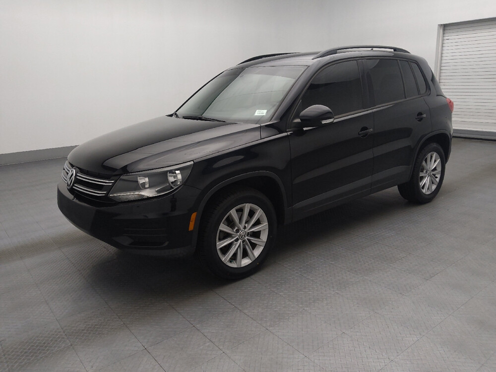 2017 Volkswagen Tiguan in Gainesville, FL 32609 - 18039623 2