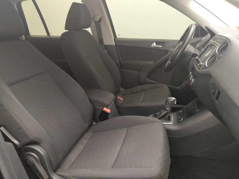 2017 Volkswagen Tiguan in Gainesville, FL 32609 - 18039623 21