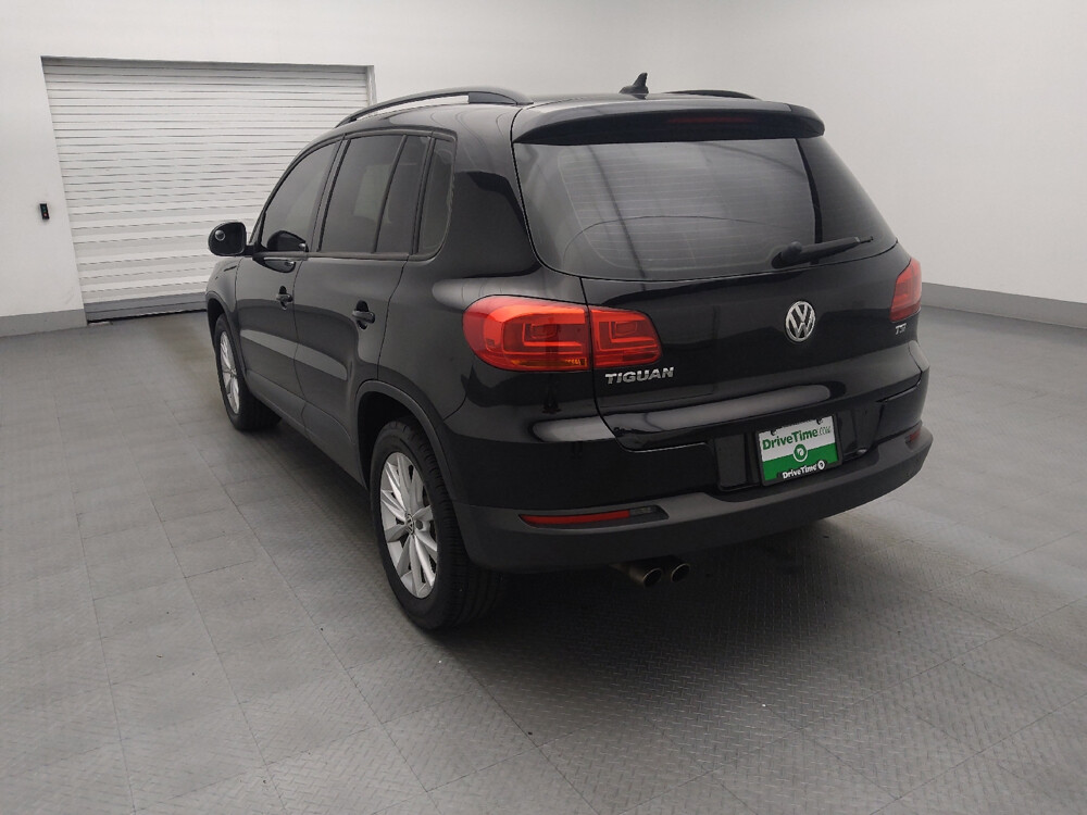 2017 Volkswagen Tiguan in Gainesville, FL 32609 - 18039623 5