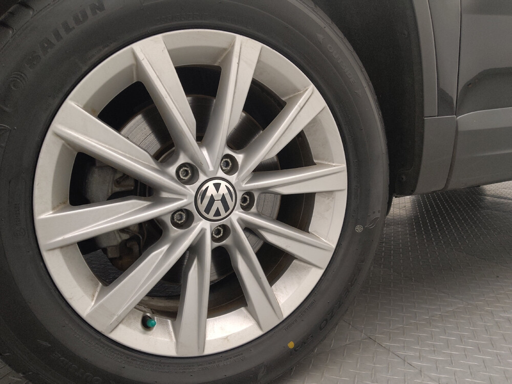 2017 Volkswagen Tiguan in Gainesville, FL 32609 - 18039623 31