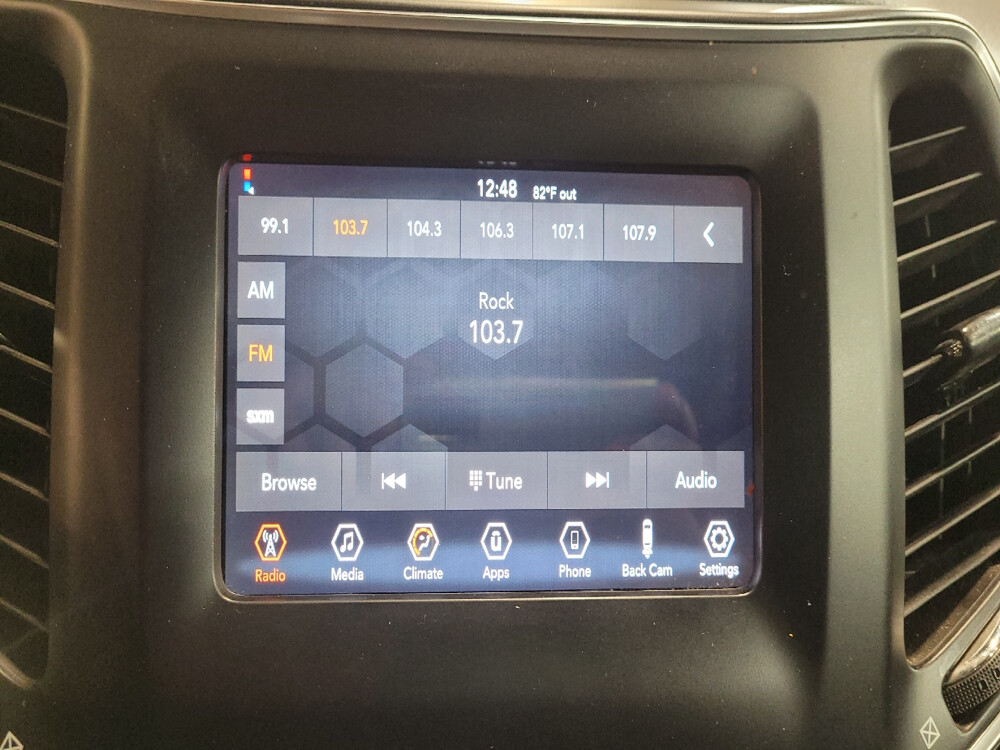 2020 Jeep Cherokee in El Paso, TX 79907 - 18039846 25