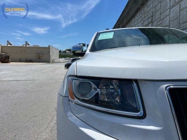 2014 Jeep Grand Cherokee in Decatur, GA 30032 - 18039927 15