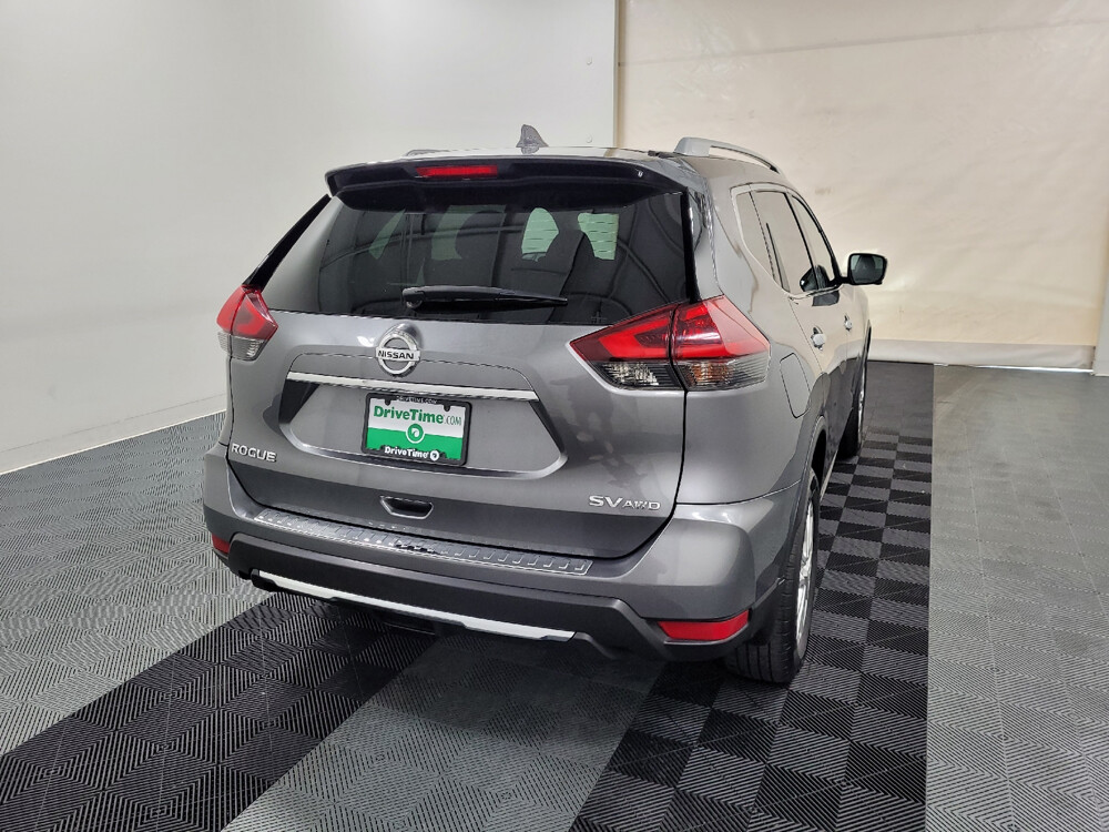 2018 Nissan Rogue in Pittsburgh, PA 15237 - 18040078 9