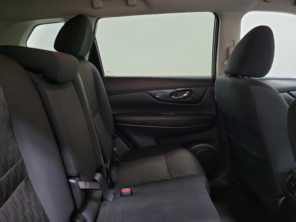 2018 Nissan Rogue in Pittsburgh, PA 15237 - 18040078 19