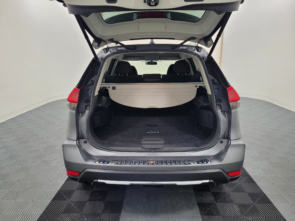 2018 Nissan Rogue in Pittsburgh, PA 15237 - 18040078 29