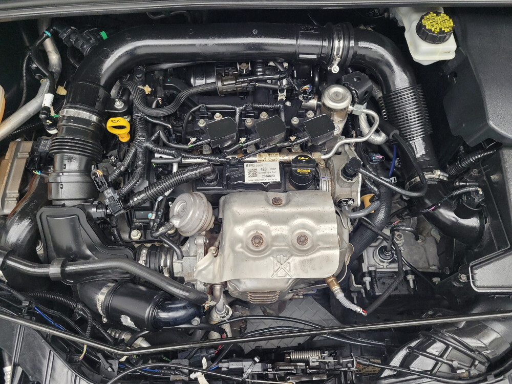 2018 Ford Focus in Memphis, TN 38128 - 18040081 30