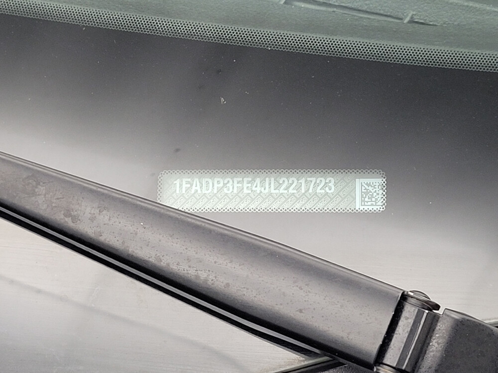 2018 Ford Focus in Memphis, TN 38128 - 18040081 33