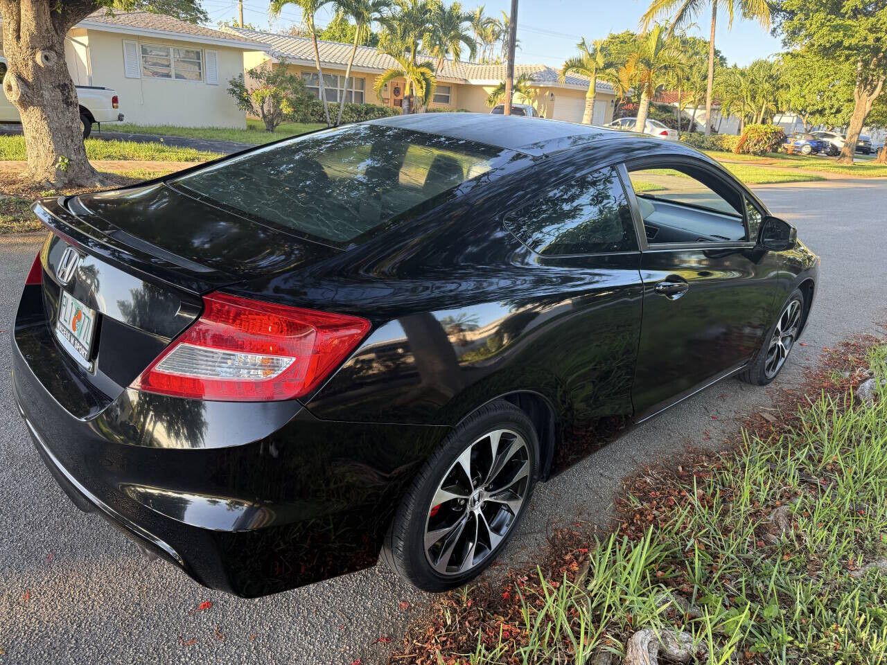 2013 Honda Civic in Hollywood, FL 33023-1906 - 18040096 6