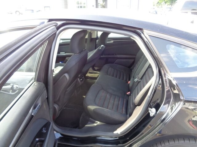 2016 Ford Fusion in Lebanon, TN 37087-3302 - 18040122 6