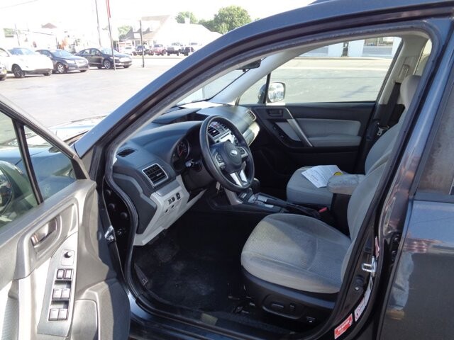 2017 Subaru Forester in Lebanon, TN 37087-3302 - 18040139 5