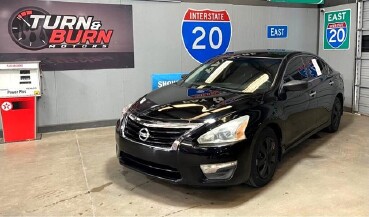 2015 Nissan Altima in Conyers, GA 30094