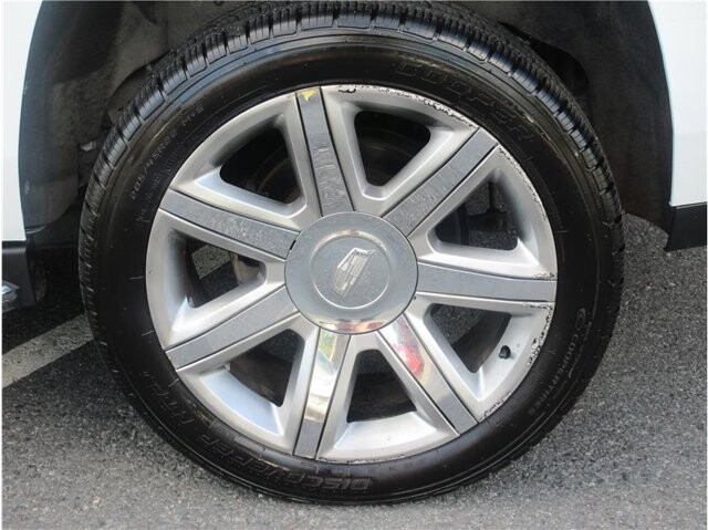 2017 Cadillac Escalade in Charlotte, NC 28212 - 18040150 38