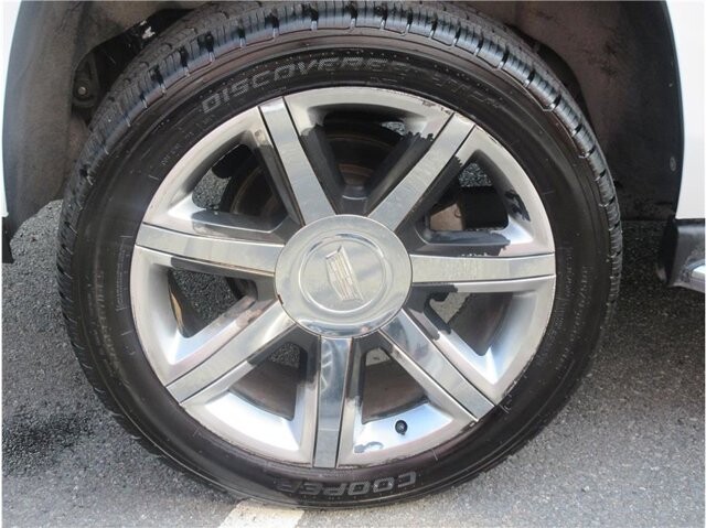 2017 Cadillac Escalade in Charlotte, NC 28212 - 18040150 39