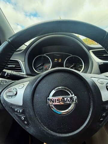 2017 Nissan Sentra in Pompano Beach, FL 33064 - 18040307 10