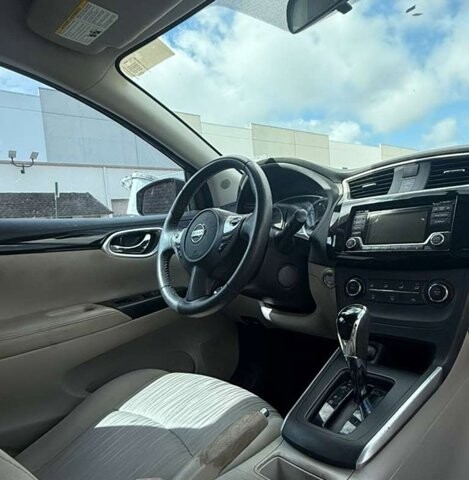 2017 Nissan Sentra in Pompano Beach, FL 33064 - 18040307 7