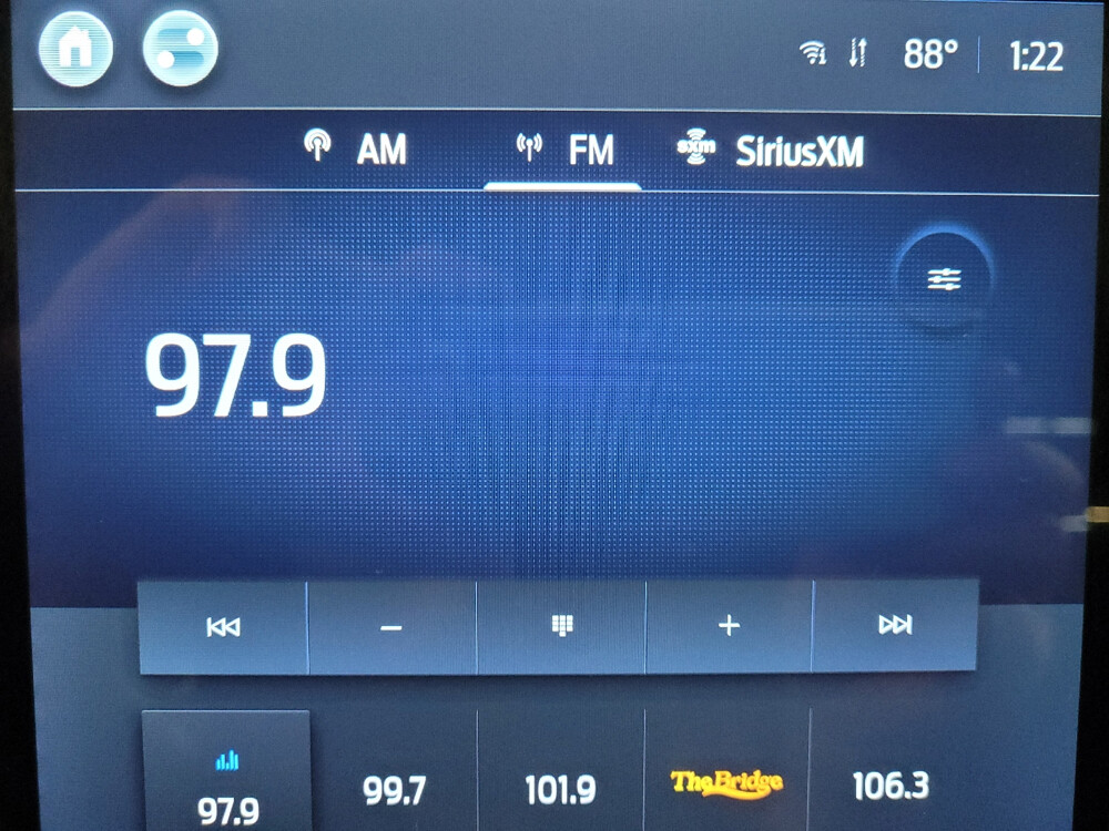 2022 Ford Edge in Greensboro, NC 27407 - 18040425 25